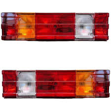 پیش‌نویس ۲چراغ خطر بنزآکتروس